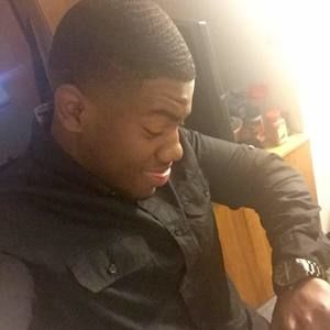 Meet your Posher, Akeem